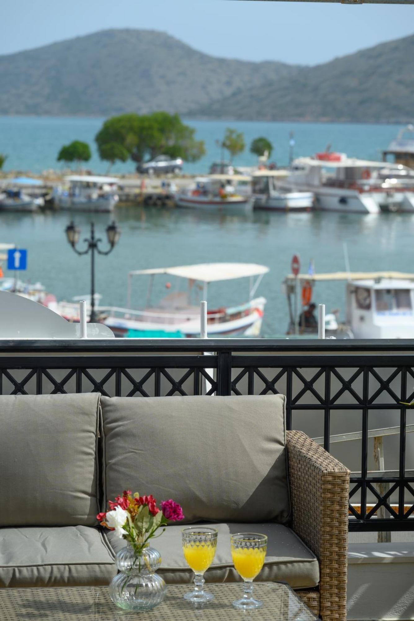 Elounda Luso Apartment Екстер'єр фото